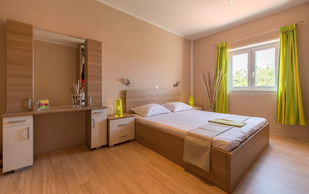 Apartment Puko Bol Room photo